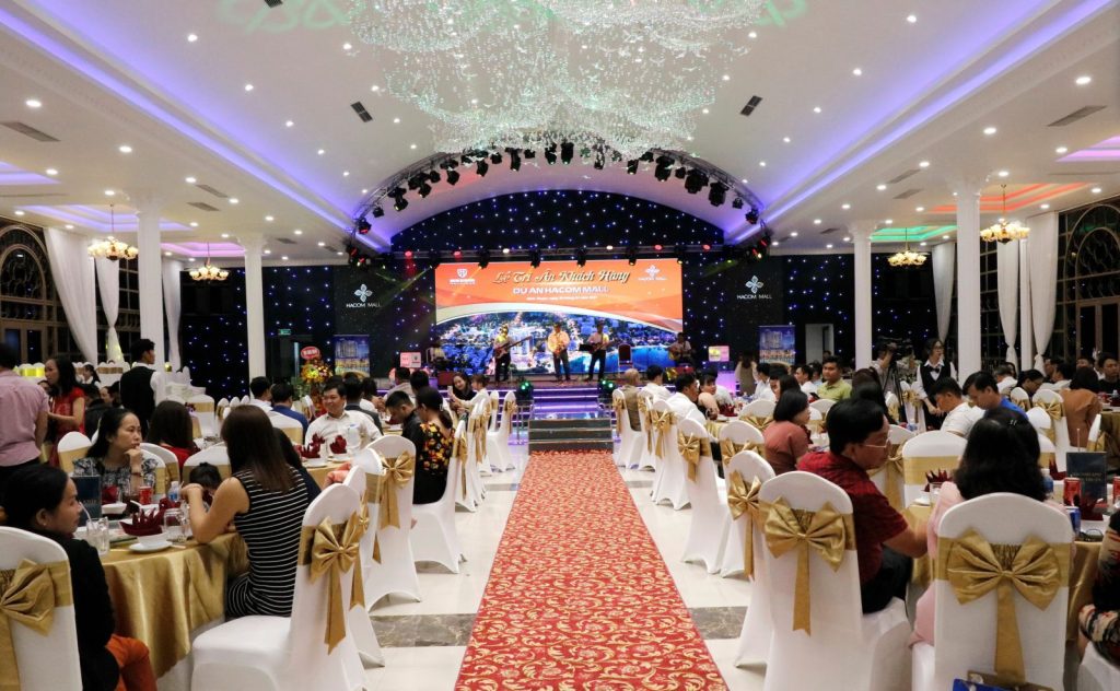 Sự kiện bốc thăm tại Hacom Mall trao tặng giải thưởng trị giá 2 tỷ đồng 